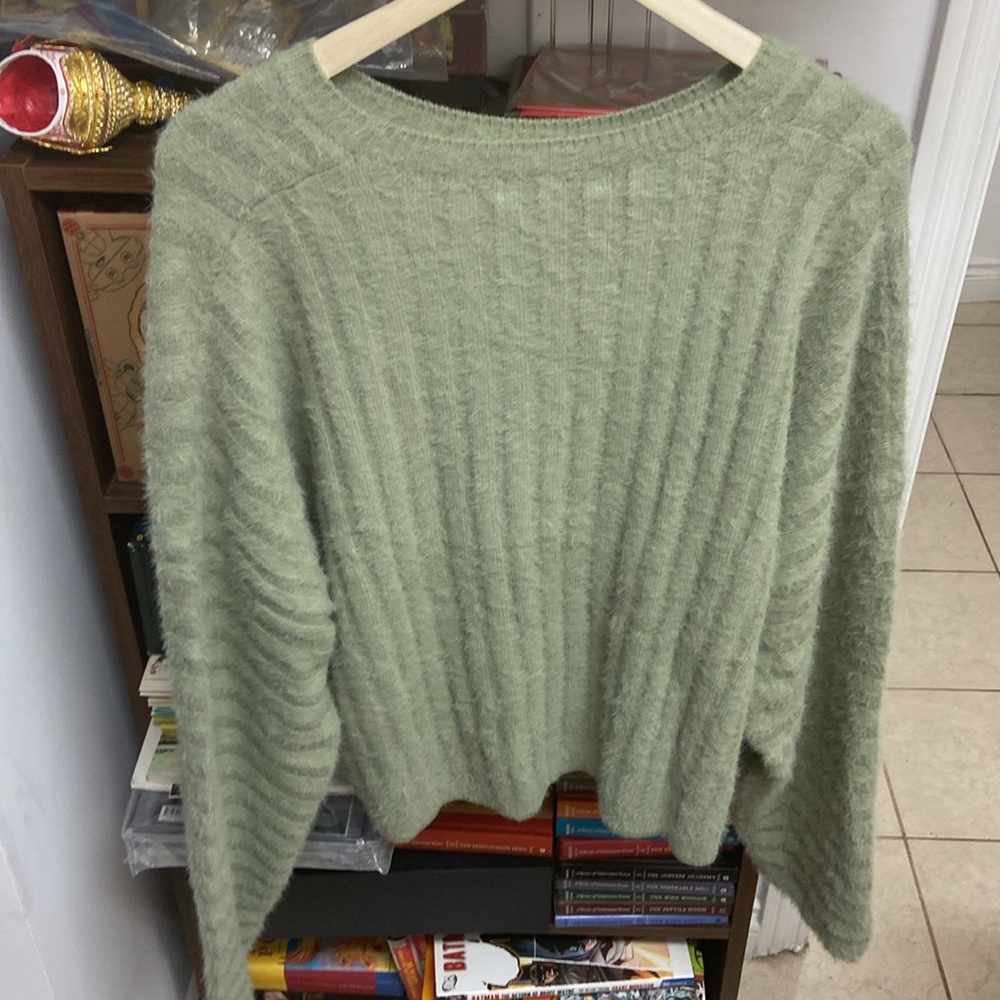 OAK + FORT Green Crew Neck Sweater with Textured Knit - Picture 2 of 4